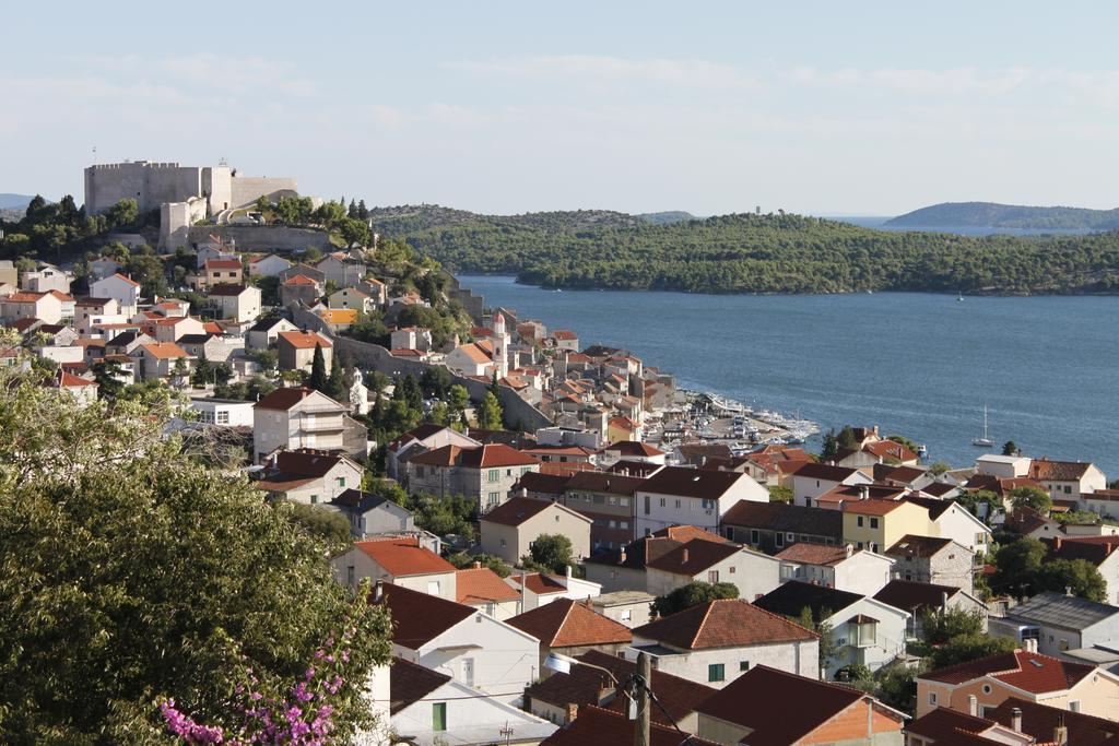 Apartment Heli Szybenik Pokój zdjęcie