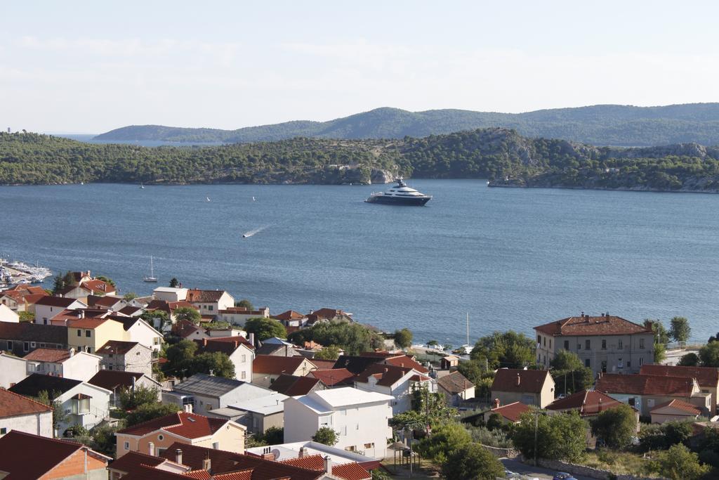 Apartment Heli Szybenik Pokój zdjęcie